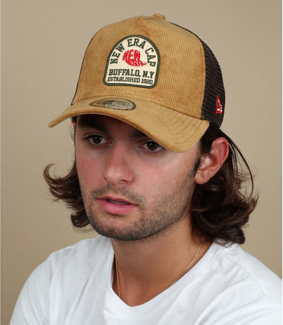 trucker New Era velours Trucker Fabric Patch sand cord